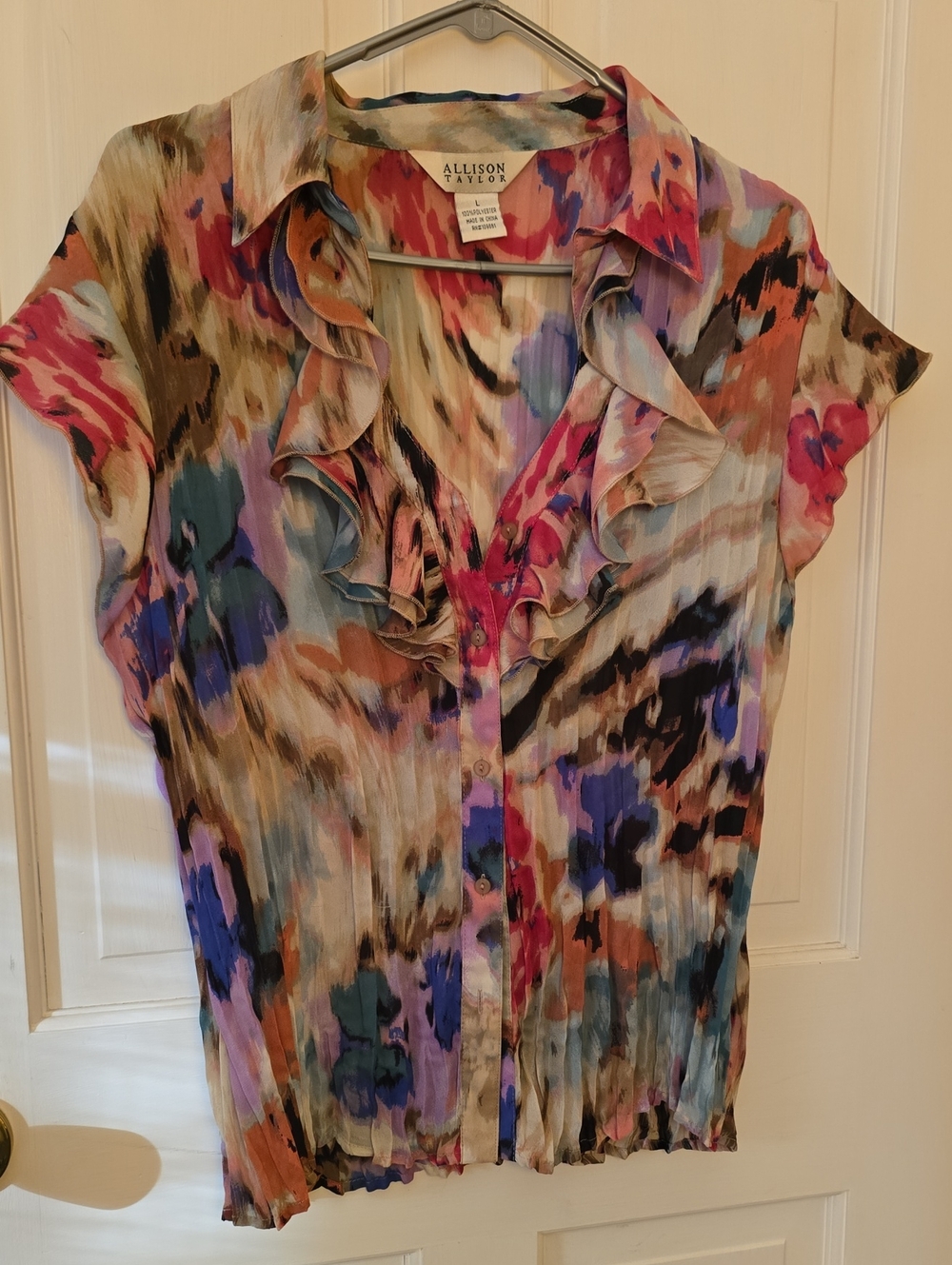 Allison Taylor Watercolor Ruffle Front Blouse in Floral And Animal Print Size L